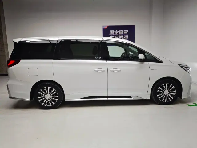 GAC Trumpchi M8 — Фото автомобиля 7