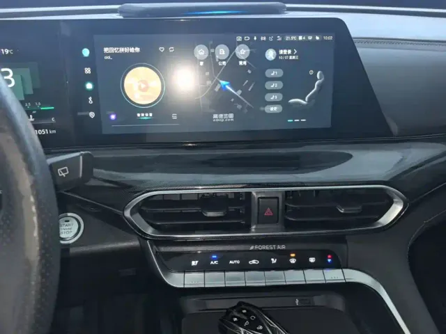 Changan UNI-T — Фото автомобиля 12