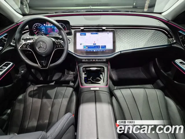 Mercedes-Benz E-Class — Фото автомобиля 7