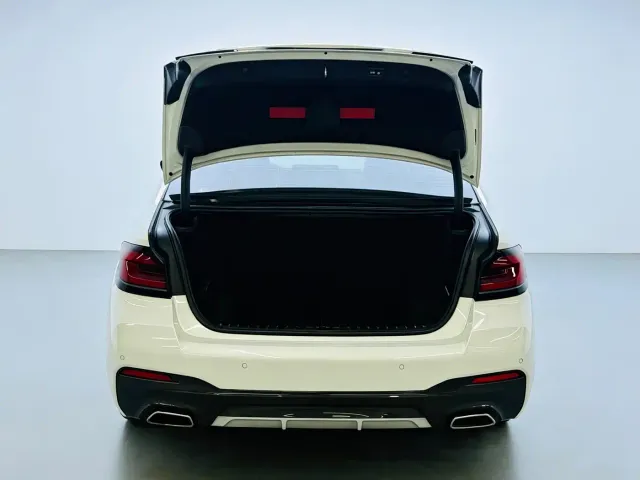 BMW 5 Series — Фото автомобиля 7