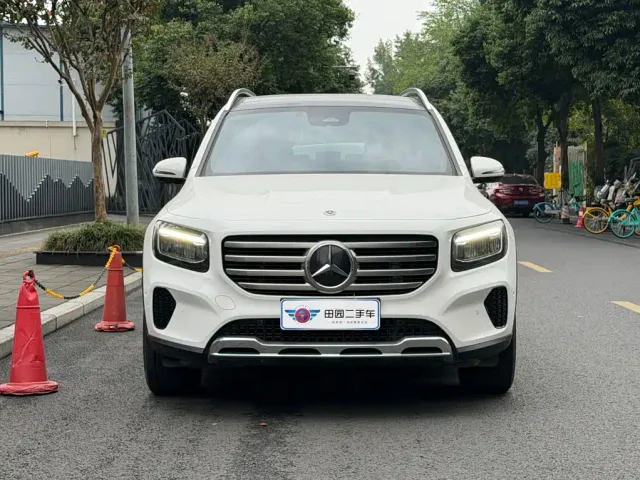 Mercedes-Benz GLB-Class — Фото автомобиля 2