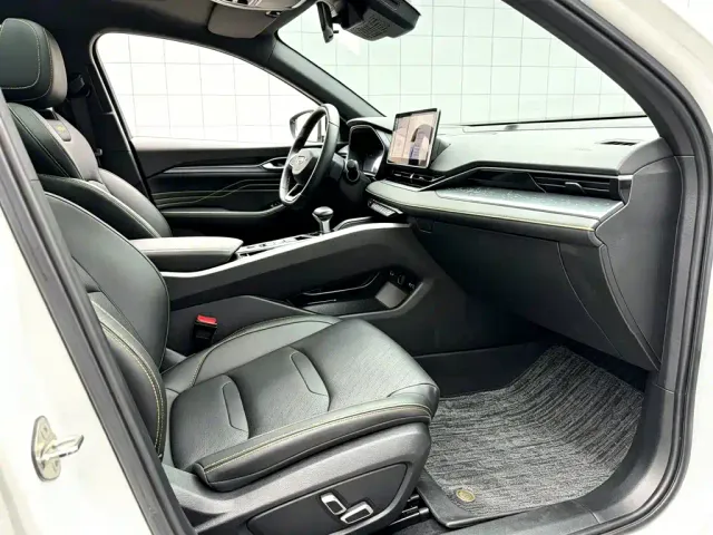 Geely Xingrui — Фото автомобиля 5