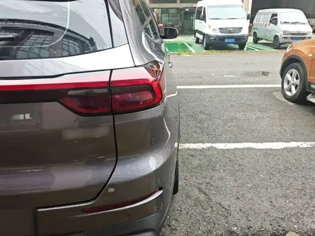 Chery Tiggo 8 — Фото автомобиля 7
