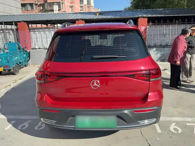 Mercedes-Benz EQB — Фото автомобиля 8