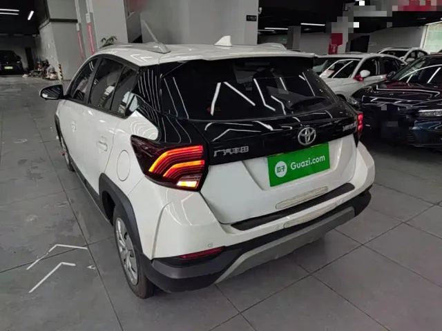 Toyota YARiS L Zhi Xuan — Фото автомобиля 4