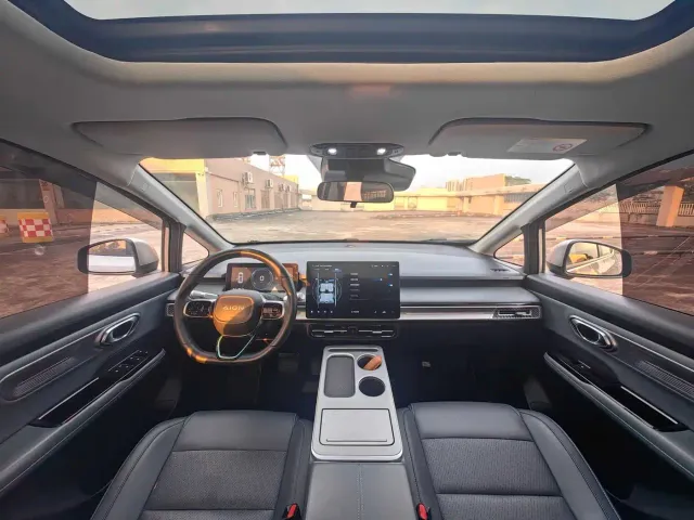 GAC Aion Y — Фото автомобиля 15