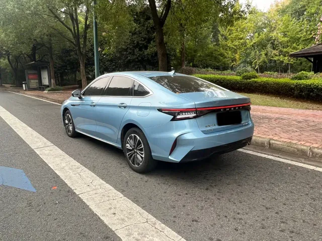 Chery Fulwin A8 — Фото автомобиля 6