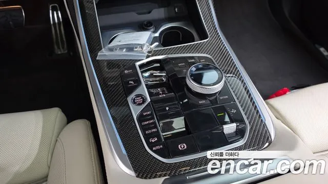 BMW X7 — Фото автомобиля 7