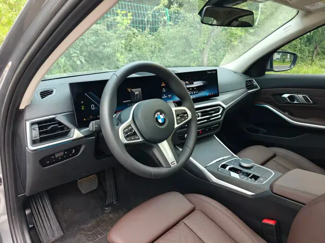 BMW 3 Series — Фото автомобиля 16