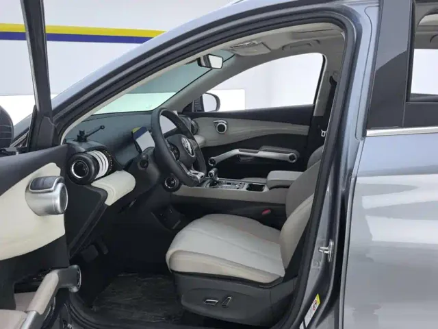 BYD Yuan PLUS — Фото автомобиля 9
