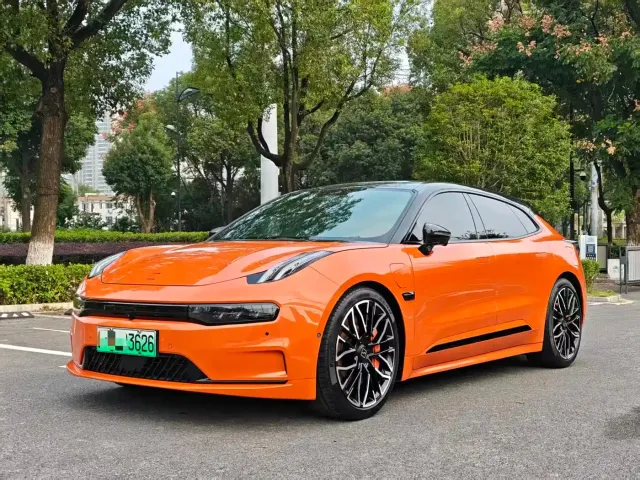 Фотография автомобиля — Zeekr 001