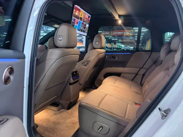 Li Auto i6 — Фото автомобиля 9