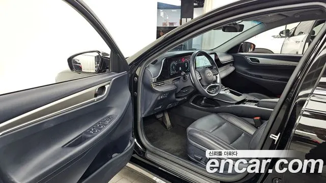 Hyundai Grandeur New — Фото автомобиля 15