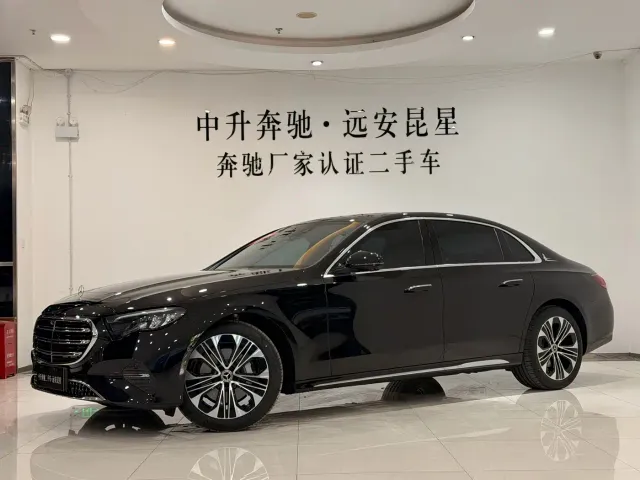 Фотография автомобиля — Mercedes-Benz E-Class