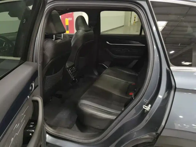Geely Xingyue L — Фото автомобиля 15