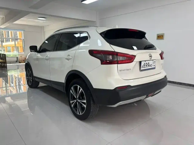 Nissan Qashqai — Фото автомобиля 14