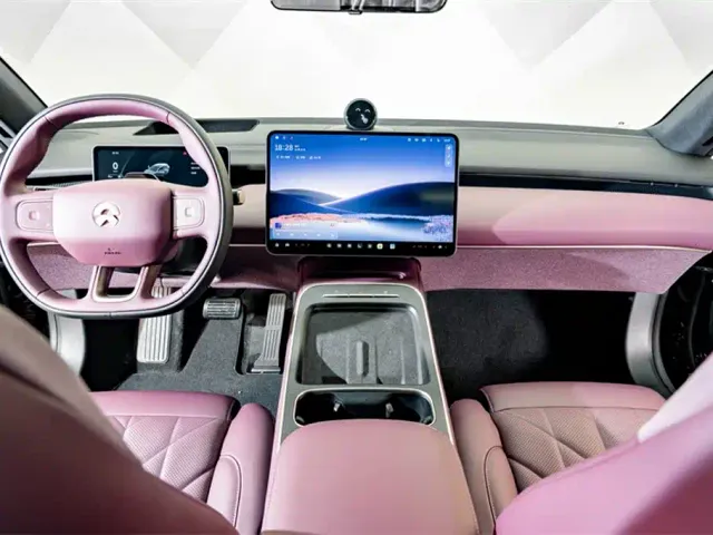 Nio ET5 Touring — Фото автомобиля 14