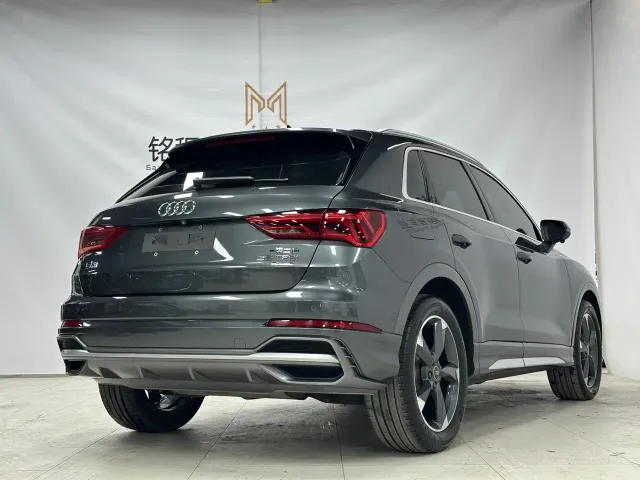 Audi Q3 — Фото автомобиля 4