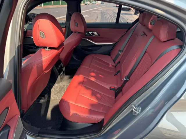 BMW 3 Series — Фото автомобиля 11