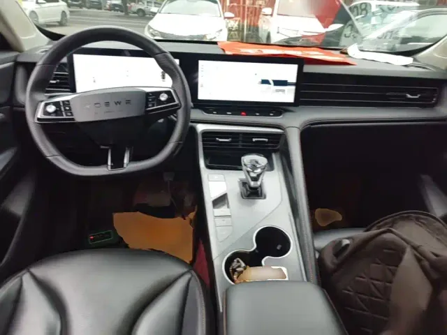 Roewe RX5 — Фото автомобиля 9