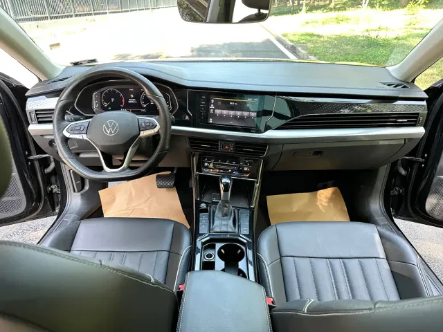 Volkswagen Passat — Фото автомобиля 4