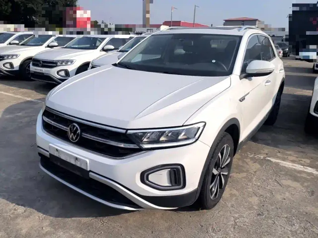 Фотография автомобиля — Volkswagen T-Roc