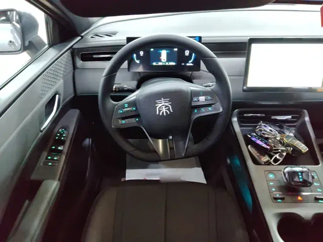 BYD Qin PLUS — Фото автомобиля 10