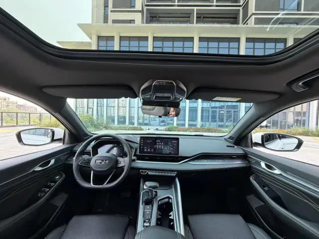 Geely Xingrui — Фото автомобиля 6