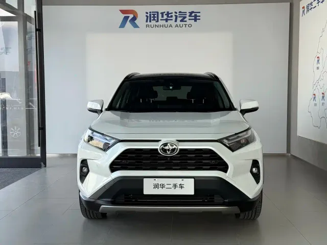 Toyota RAV4 — Фото автомобиля 2