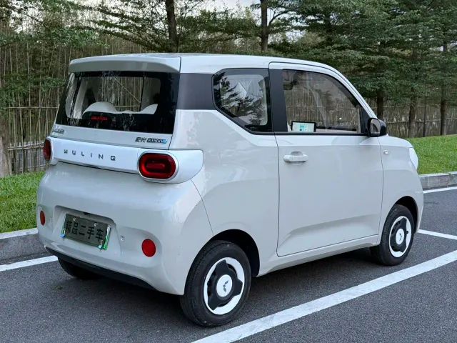 Wuling Hongguang Mini EV — Фото автомобиля 8