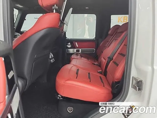 Mercedes-Benz G-Class — Фото автомобиля 12