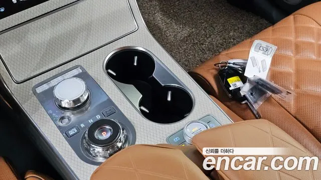 Genesis GV80 — Фото автомобиля 12