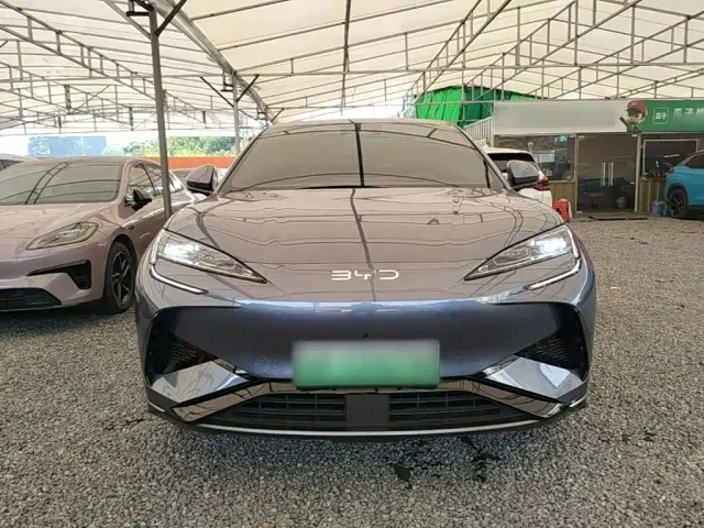 BYD Sealion 07 EV — Фото автомобиля 2