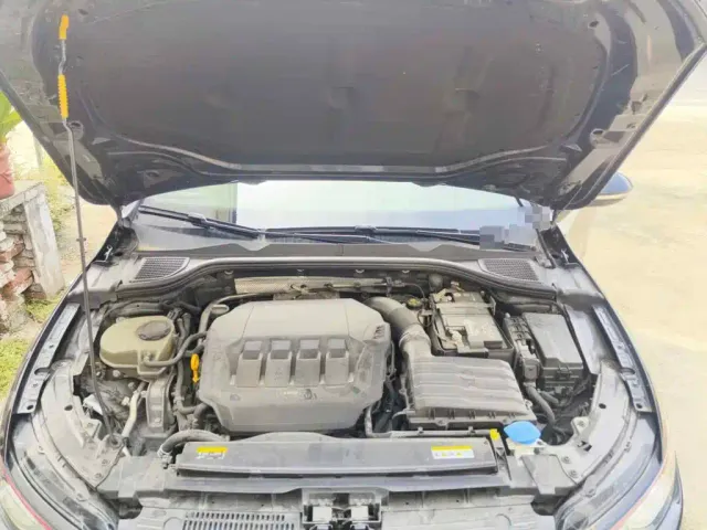 Volkswagen Golf GTI — Фото автомобиля 3
