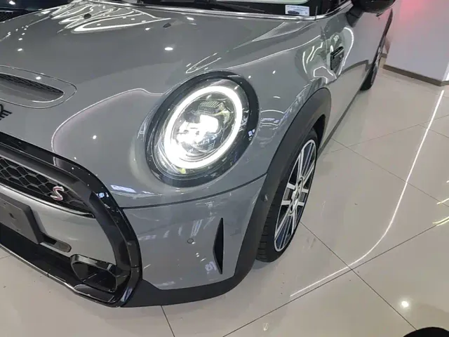 MINI Hatch — Фото автомобиля 23