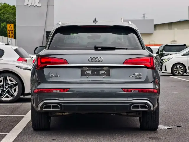 Audi Audi Q5L 2022 Facelift 45T Luxury Dynamic — Фото автомобиля 22