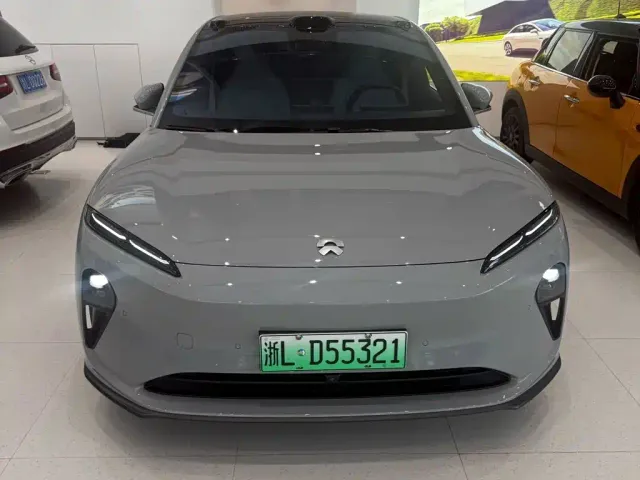 Nio ET5 Touring — Фото автомобиля 2