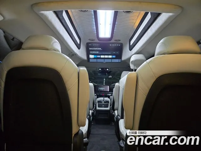 Kia Canival Carnival 4 поколение Бензин 9 мест Hi-Limousine(Спецкузов) — Фото автомобиля 13