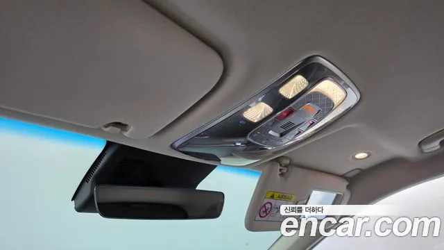 Genesis GV70 — Фото автомобиля 19