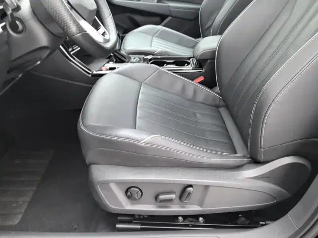 Volkswagen Passat — Фото автомобиля 20