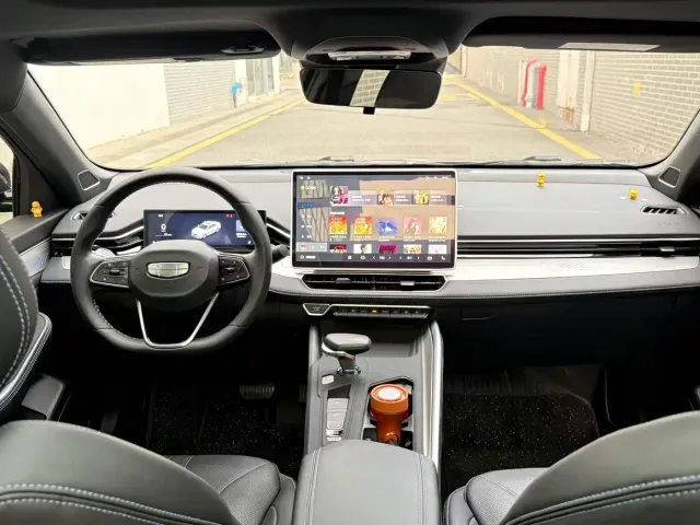Geely Xingrui — Фото автомобиля 5