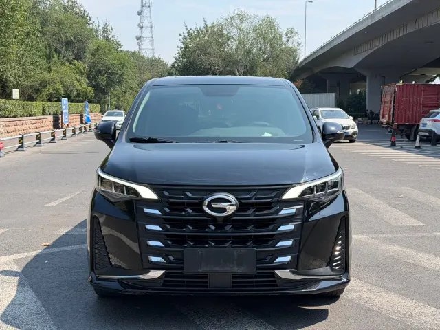 Фотография автомобиля — GAC Trumpchi M6