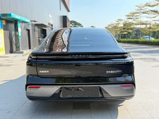 Geely Galaxy Xingyao 8 — Фото автомобиля 5