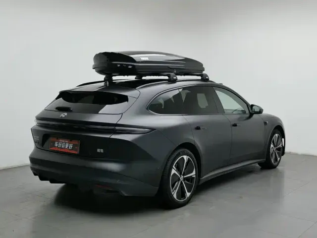 Nio ET5 Touring — Фото автомобиля 2
