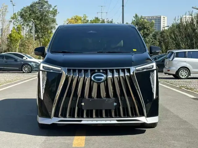 GAC Trumpchi M8 — Фото автомобиля 2