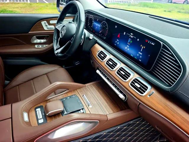 Mercedes-Benz GLE-Class — Фото автомобиля 13