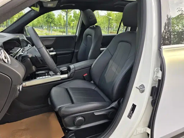 Mercedes-Benz GLB-Class — Фото автомобиля 6