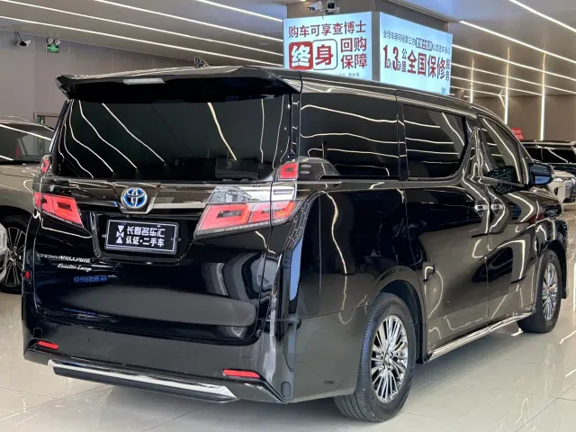 Toyota Vellfire — Фото автомобиля 6