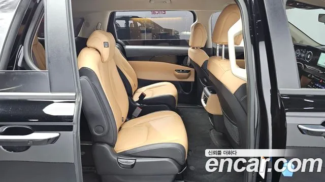 Kia Canival Carnival 4 поколение Бензин 9 мест Prestige — Фото автомобиля 11