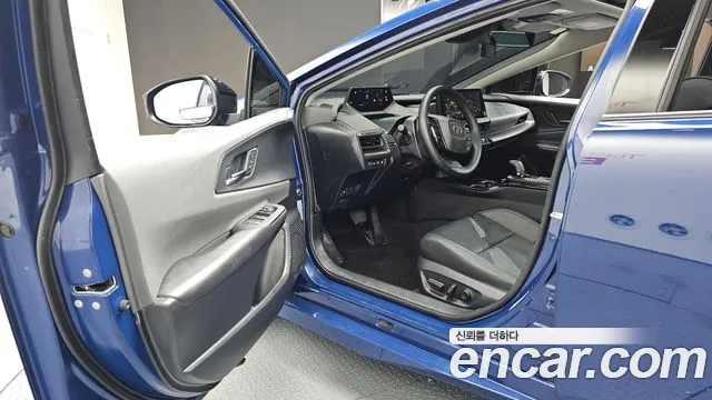 Toyota Prius 5th Gen — Фото автомобиля 15